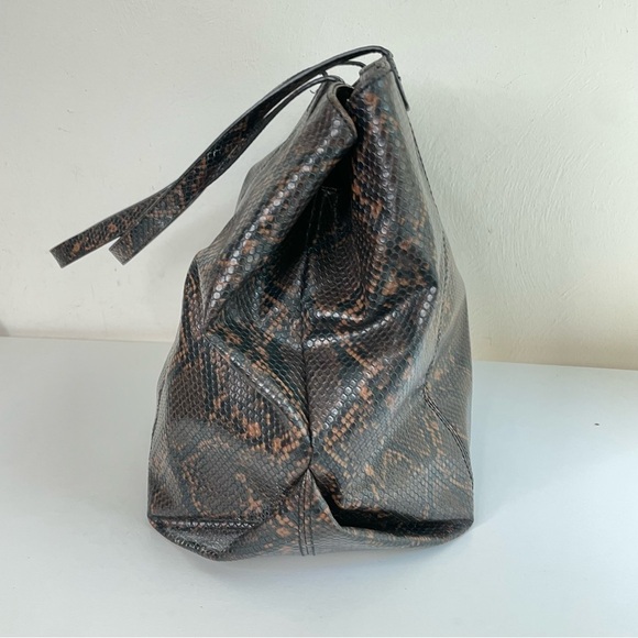 Anne Klein Large Faux Leather Snakeskin Python Tote Bag & Wrislet Animal Print - Picture 13 of 17